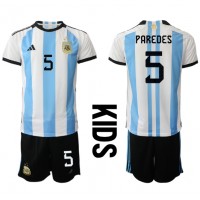 Argentina Leandro Paredes #5 Hjemmebanesæt Børn VM 2022 Kortærmet (+ Korte bukser)